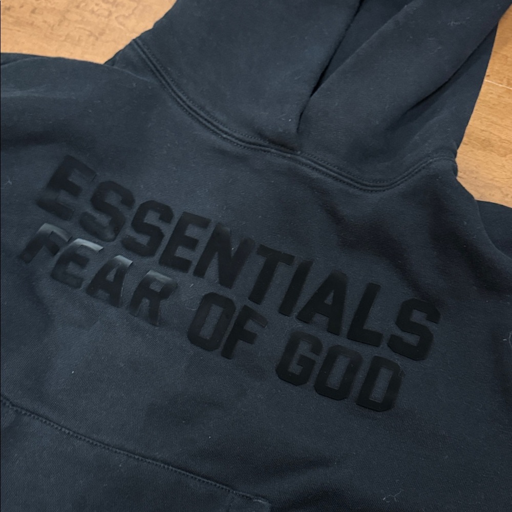 Essentials Kids Black Sweatpants & Hoodie Set - Picture 2 of 10